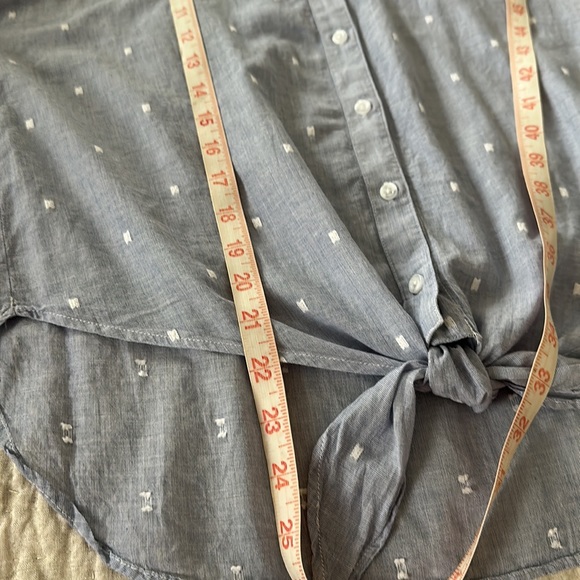 Cloth & Stone SS Buttondown Chambray Shirt - Picture 5 of 8